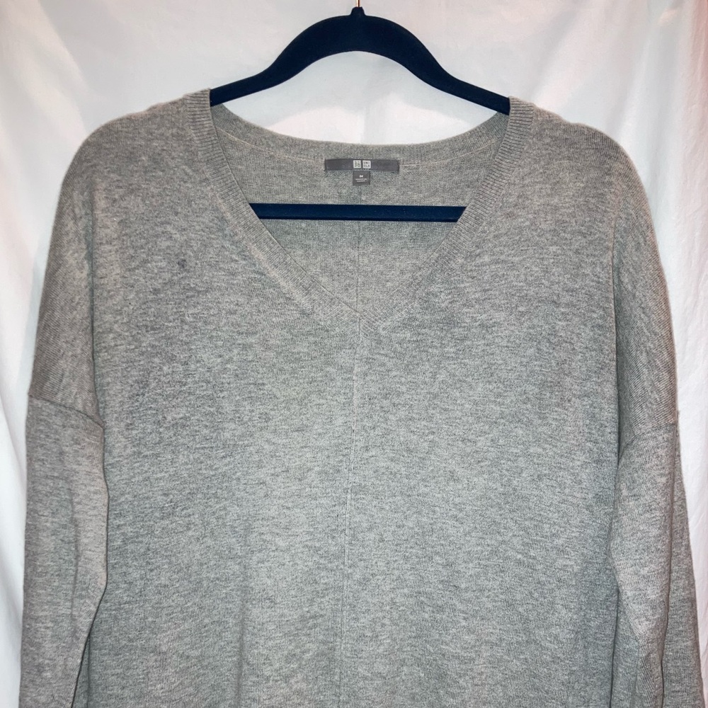Uniqlo Grey Cotton/Cashmere V-Neck Sweater